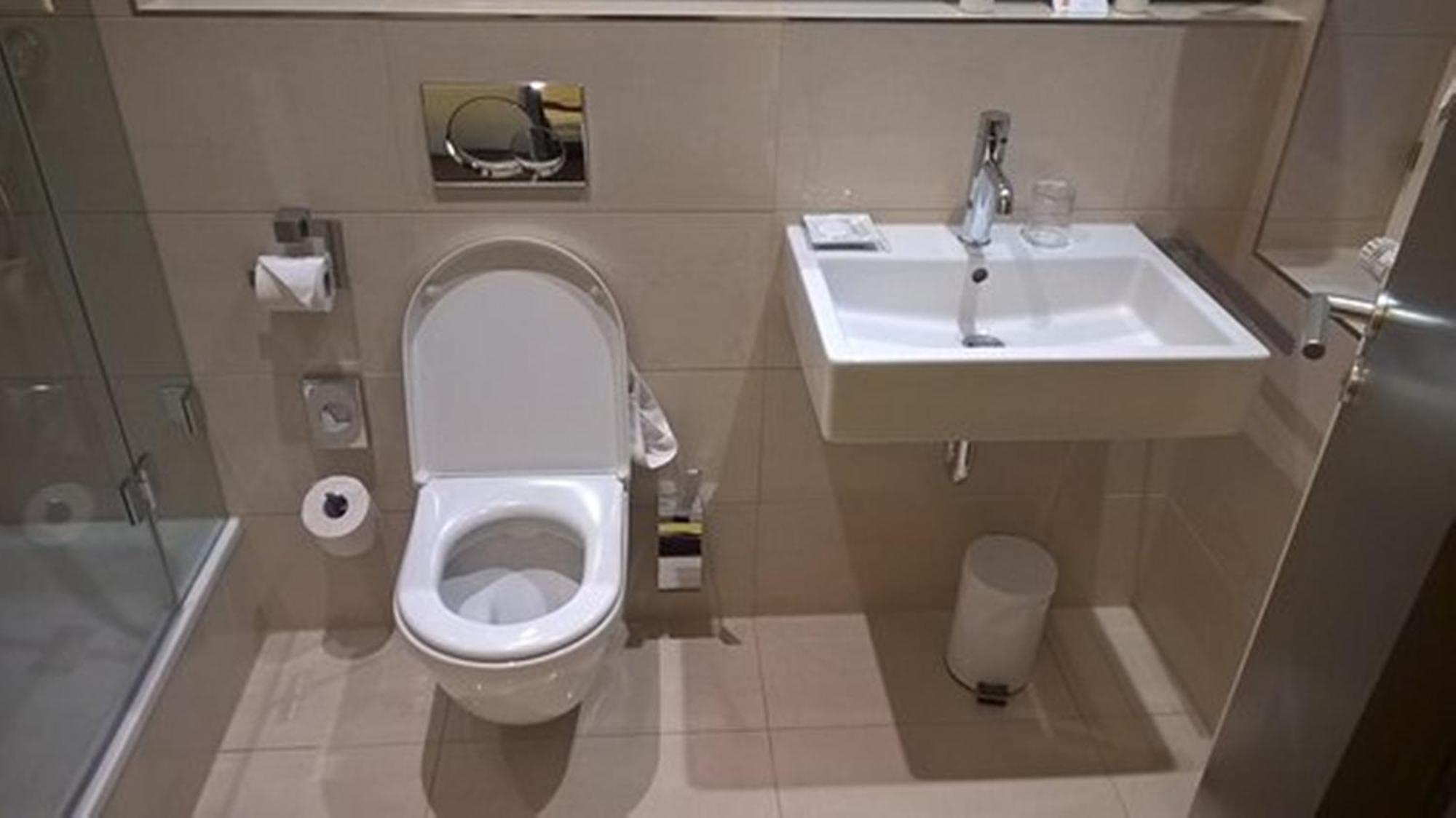 Hotel Aerocity Golden Close To New Delhi Airport Екстер'єр фото